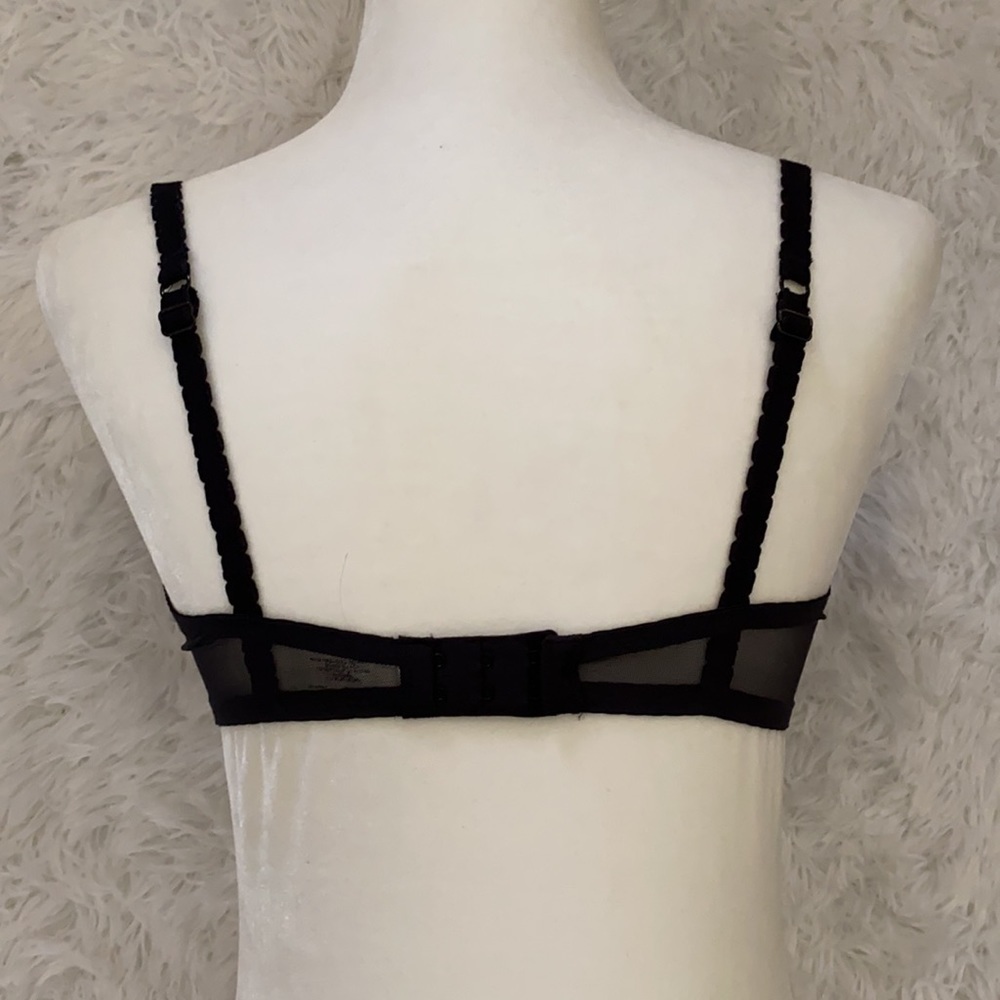 Victoria’s Secret vintage seductive black lace bra - Picture 4 of 7
